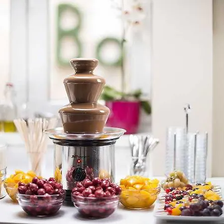 波18号酒店 酒店