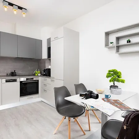 波18号酒店 酒店